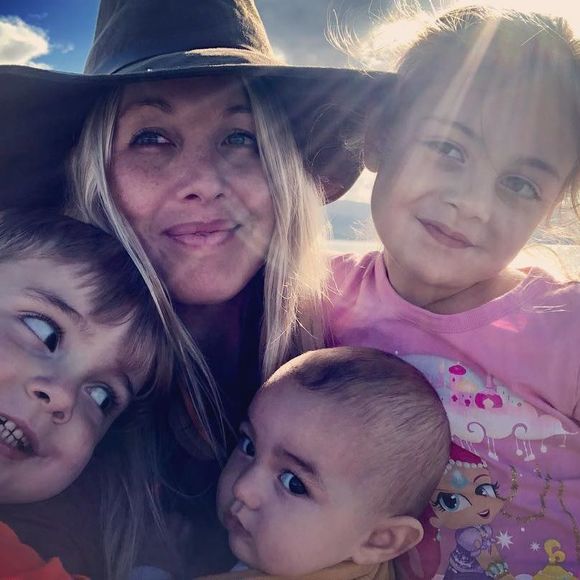 Meet the Posher Other - Meet your Posher, Melissa